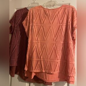 As new; 2 New York and company Tops XL